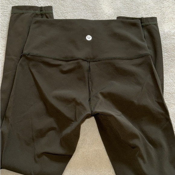 Lululemon khaki leggings size 2 - Picture 2 of 2